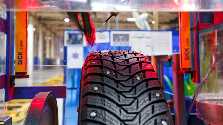 Как шипуют зимние шины Michelin?